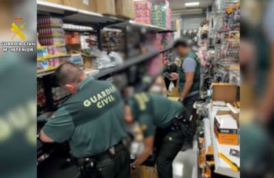 Guardia Civil seize over 44,000 fake toys from secret workshop in south Tenerife 