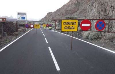 Mount Teide closed as Storm Emilia brings rare graupel and severe weather to Tenerife