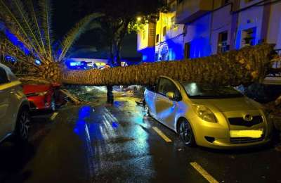 Over 200 overnight incidents reported across the Canary Islands due to storms