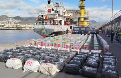10,000 kilos of cocaine found on a cargo ship south west of the Canary Islands
