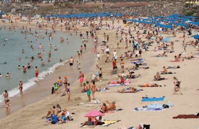 Tourist numbers in Lanzarote keep rising as Island President praises ‘controlled growth’