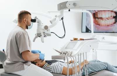 Overcoming Dental Anxiety: How modern techniques are making dental visits more comfortable
