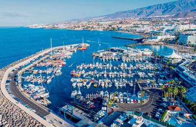 Puerto Colon introduces stricter rules and tourist activity permits for boat trips and watersports
