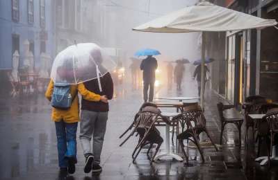 MONDAY WEATHER: Storm Regina to bring widespread heavy rain to the Canary Islands 
