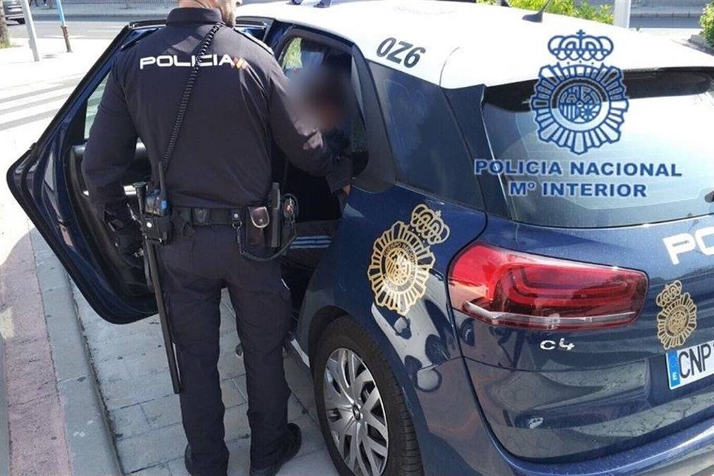 Jewellery thief caught in south Tenerife trying to sell stolen ring 