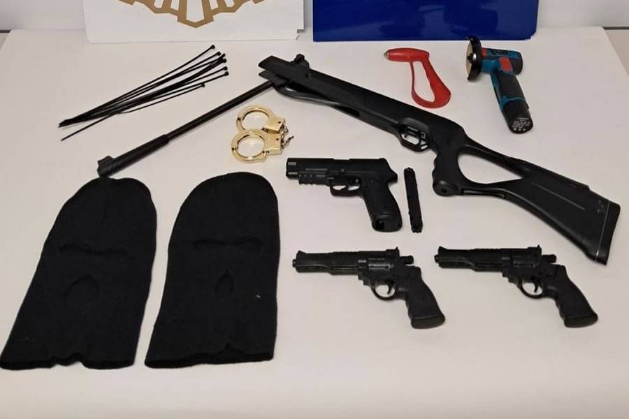 Armed robbery horror in south Tenerife as tourists targeted at gunpoint