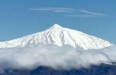 Snow-covered Teide stuns in rare aerial footage