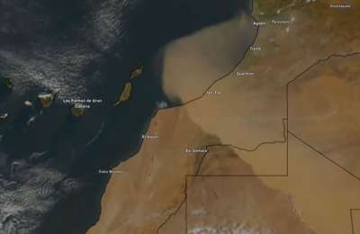 1,300km wide dust cloud bigger than the UK is moving across the Canary Islands
