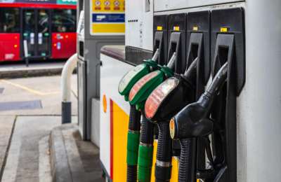 Tax on petrol and diesel cut to 0% to tackle rising costs in the Canary Islands