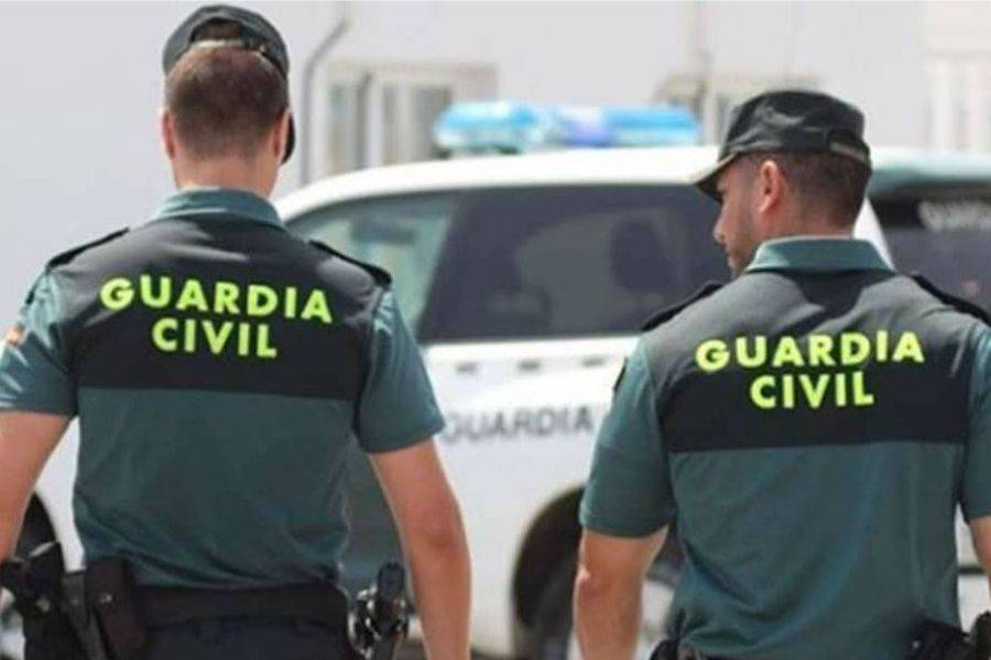 Armed teenager caught red-handed by off-duty officers in South Tenerife