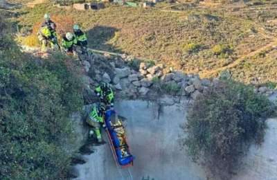 Man in serious condition after falling into empty reservoir in Tenerife