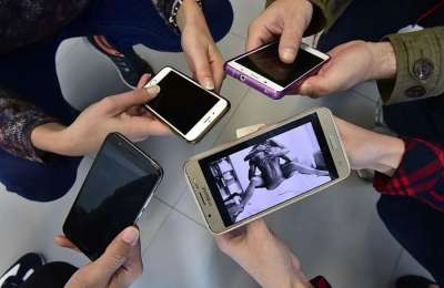 The Canary Islands want tougher online safety rules for children