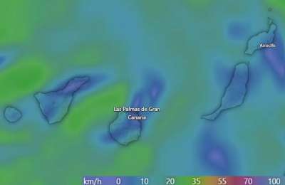 Weather warnings in the Canary Islands extended into Monday