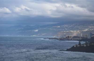 SUNDAY WEATHER: Cloud, occasional showers, and light winds in the Canary Islands 