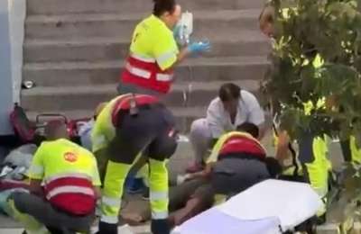 Man stabbed in neck outside supermarket in Gran Canaria