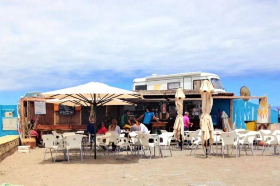 New modern beach bars planned for El Médano