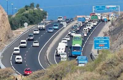 CEST demand action on delayed TF-1 motorway third lane in south Tenerife