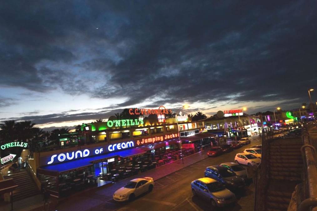 Arona Council bans parking in Veronicas at night