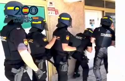 Police raid massage parlours and cannabis clubs in south Tenerife for fraud and money laundering 