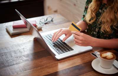 How Expats in the Canaries Are Making Their Euros Stretch Further Online