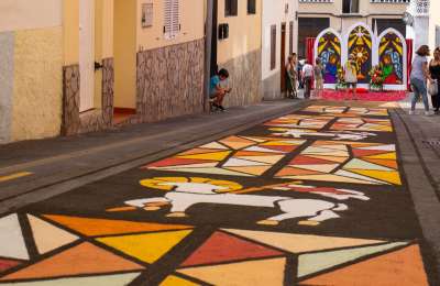 Adeje celebrates Corpus Christi this weekend with traditional Salt Carpets