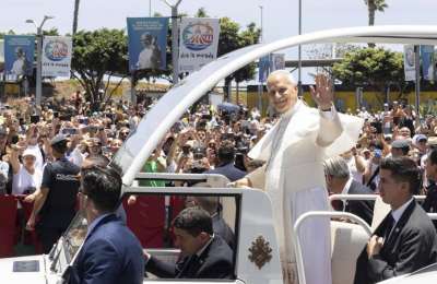 The ultimate guide to road closures, diversions, and public transport during the Pope's visit to Tenerife