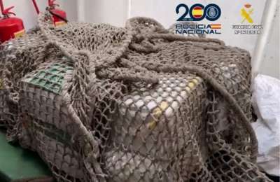 Boat carrying 500kg of cocaine intercepted near the Canary Islands