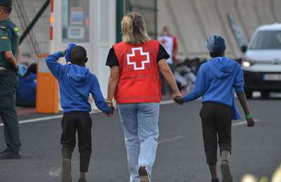 The Canary Islands begins closing centres for migrant children as arrival numbers fall