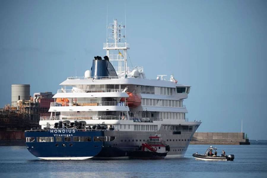 Hantavirus cruise quarantine period ends with no cases detected in Tenerife