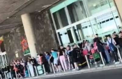 Long taxi queues cause chaos at Lanzarote Airport – again!