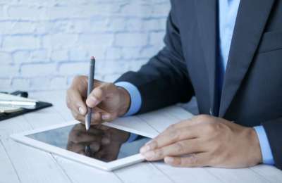 Are digitally signed client contracts valid under Spanish and EU Law?