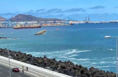 34-year-old rescued after falling onto coastal rocks in Gran Canaria