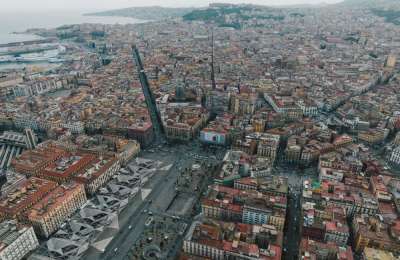 The best areas to stay and walk around in Naples