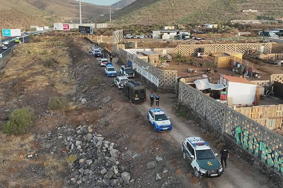 Major police operation targets illegal settlement in South Tenerife