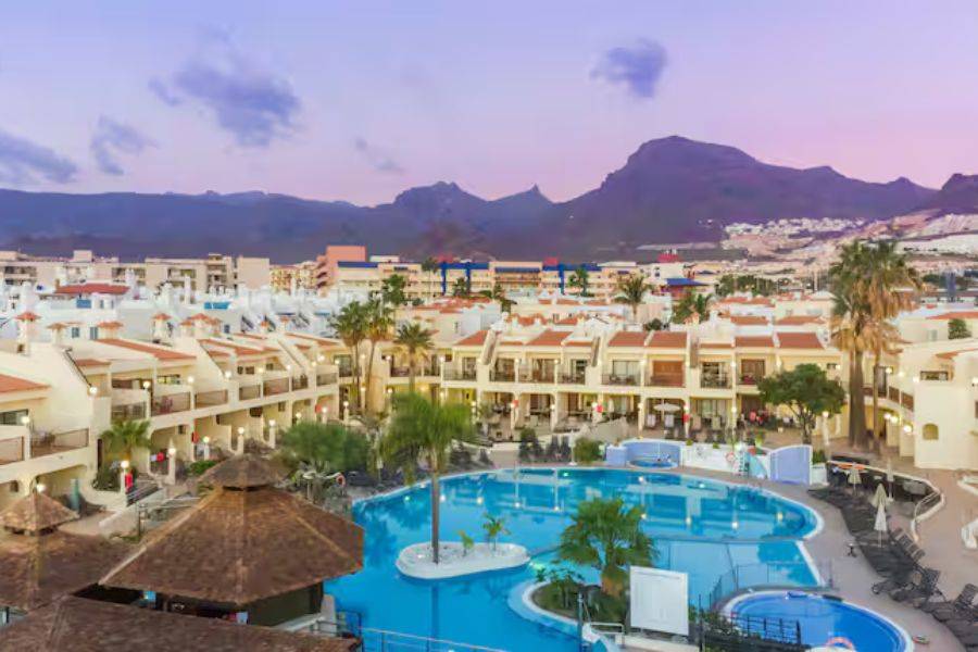 Hilton Grand Vacations opens two resorts in Costa Adeje