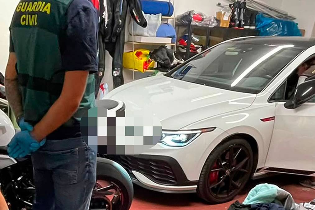 Guardia Civil bust €1.3 million luxury car trafficking operation in south Tenerife