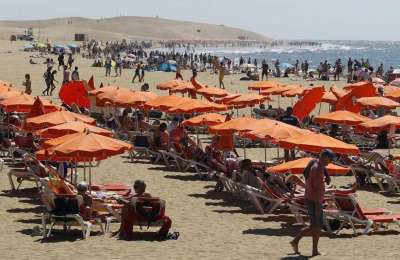 Gran Canaria tourism revenue hits record high despite fewer visitors