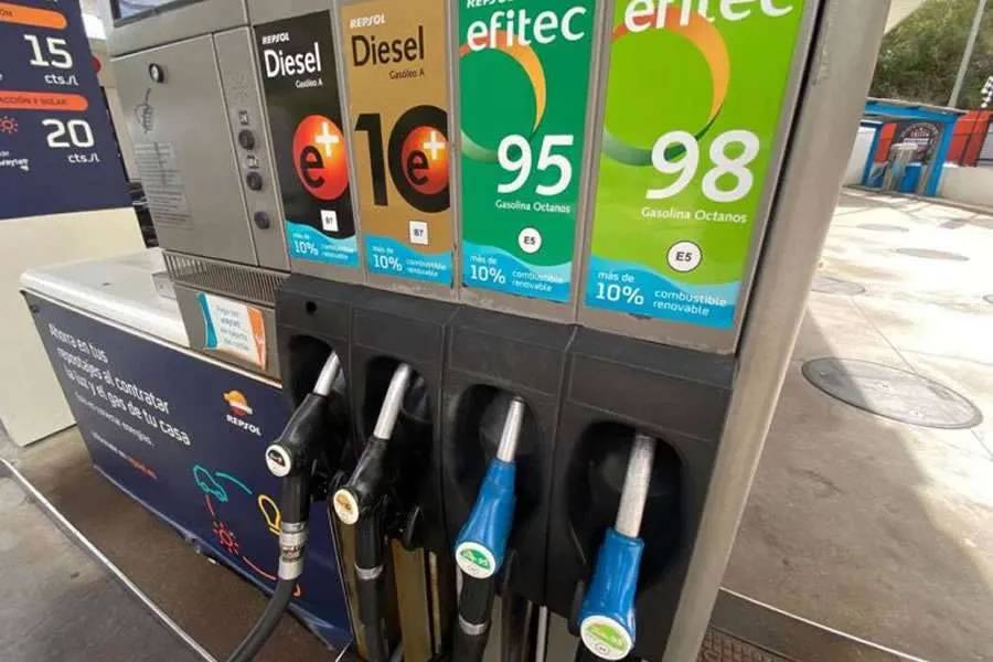Fuel prices have risen by 25% in the Canary Islands this year and are still going up