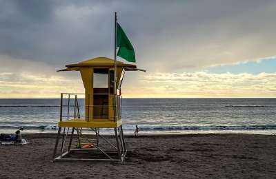 A cloudy start to the week with some sporadic rain in the Canary Islands