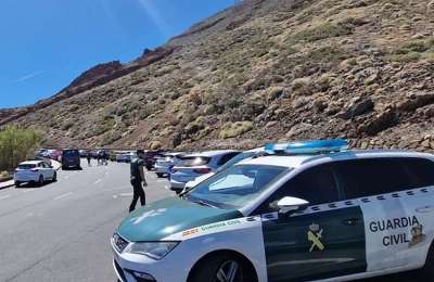Thief caught ‘red-handed’ breaking into a car at Mount Teide
