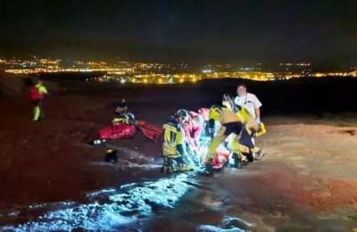 Teenager seriously injured after falling several metres near coast in South Tenerife