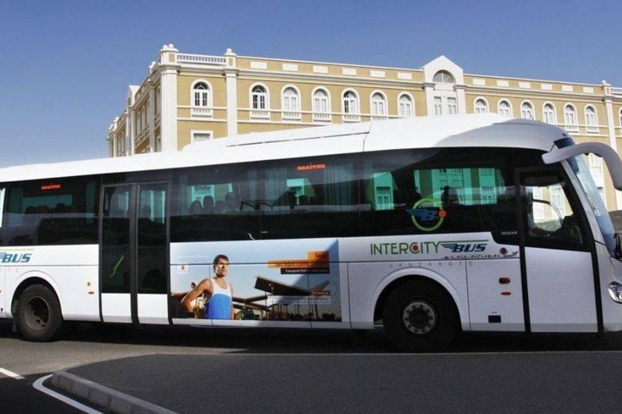 Bus driver threatened with knife in Puerto del Carmen