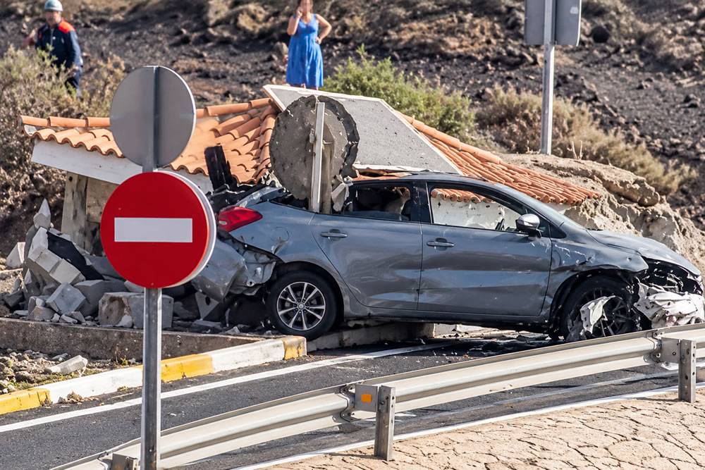 Driver who smashed into TF-1 bus stop was more than three times over drink-drive limit