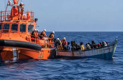 160 people rescued from two boats northeast of Lanzarote