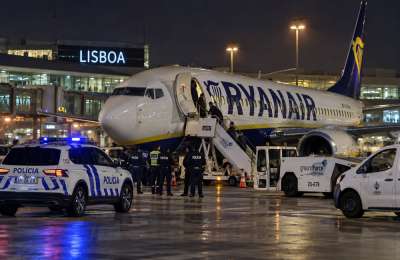 Ryanair Manchester-Tenerife flight diverted to Lisbon after disruptive passengers removed by police
