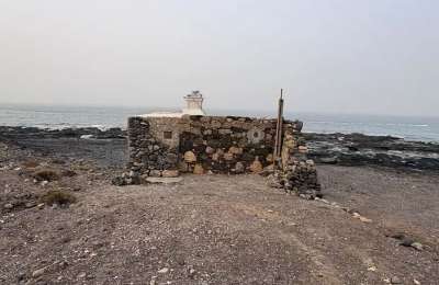 Battle intensifies to stop demolition of historic coastal home in Fuerteventura