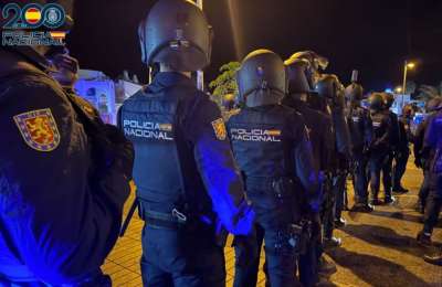 South Tenerife businesses call for permanent police presence in Veronicas
