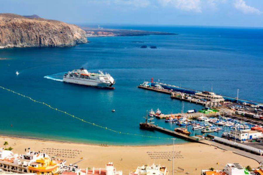 Plans for direct ferry between Los Cristianos and Gran Canaria