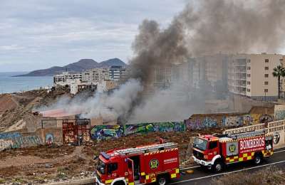 Fire breaks out near petrol station in Gran Canaria