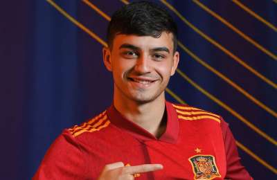 The Rise of Pedri: The Canary Island Magician